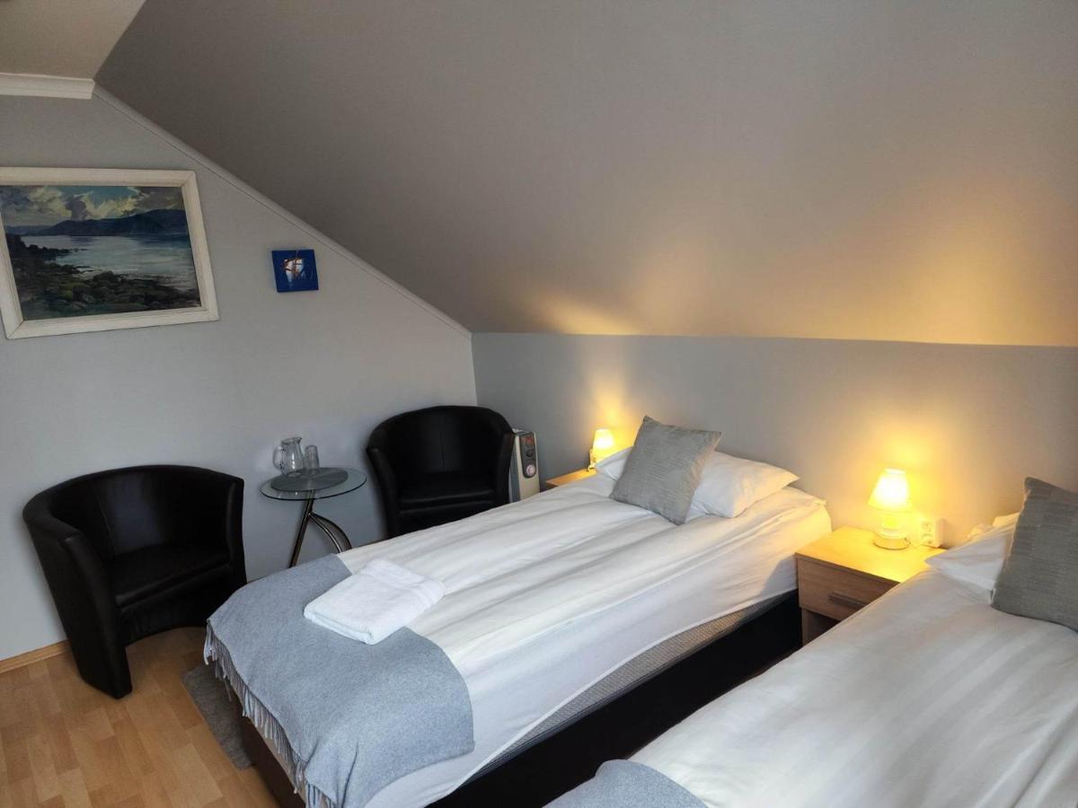 Guesthouse Kiljan Блёндюоус Экстерьер фото