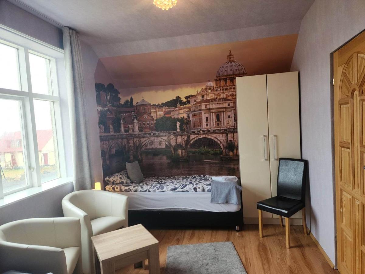 Guesthouse Kiljan Блёндюоус Экстерьер фото