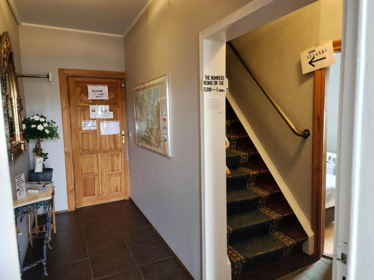 Guesthouse Kiljan Блёндюоус Экстерьер фото